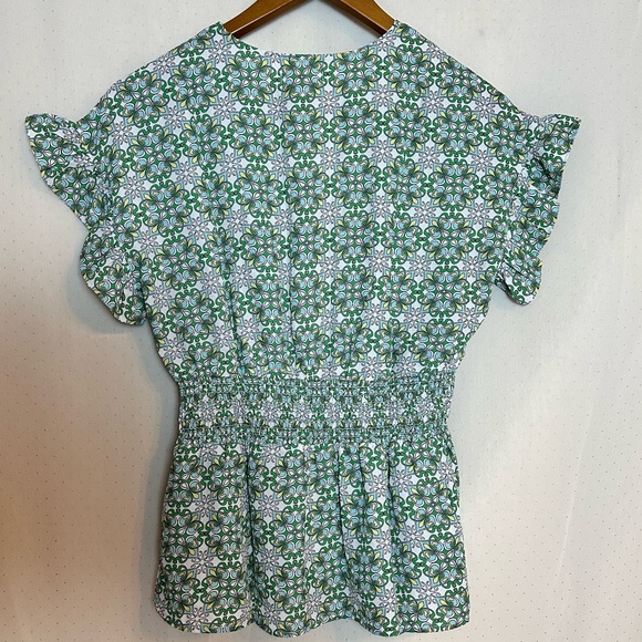 NWT Max Studio V-Neck Short Sleeve Blouse Size XS - Picture 6 of 9